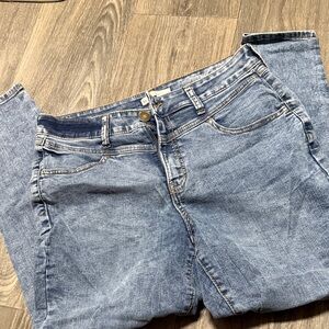 SO Women's Light Blue Straight Leg Jeans